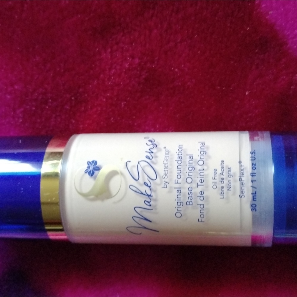 MakeSense by SeneGence Original Foundation